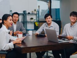 10 Jurusan Kuliah dengan PengangguranTertinggi Dan Rendah 2025