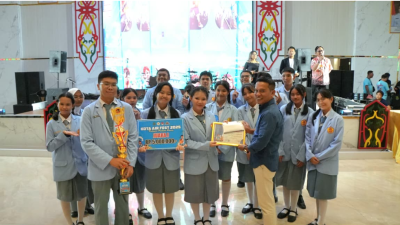 Malam Penganugerahan Kota Air Fest 2025 Meriahkan Ajang Seni Pelajar di Kapuas