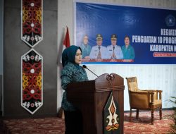 Ketua TP PKK Kabupaten Kapuas Buka Kegiatan Penguatan Program PKK Kecamatan Kapuas Hilir